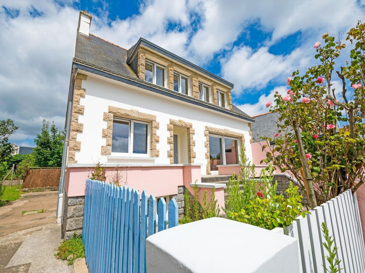 Holiday house Familienvilla am Strand in Le Pouldu - Outdoor photo 2