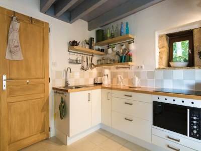 Farmhouse Magnificent holiday home with pool in Thenon - Features photo 28