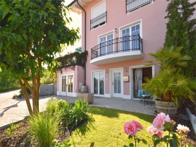 Holiday house Charmante Wohnung mit Terrasse in Deggendorf - Outdoor photo 2