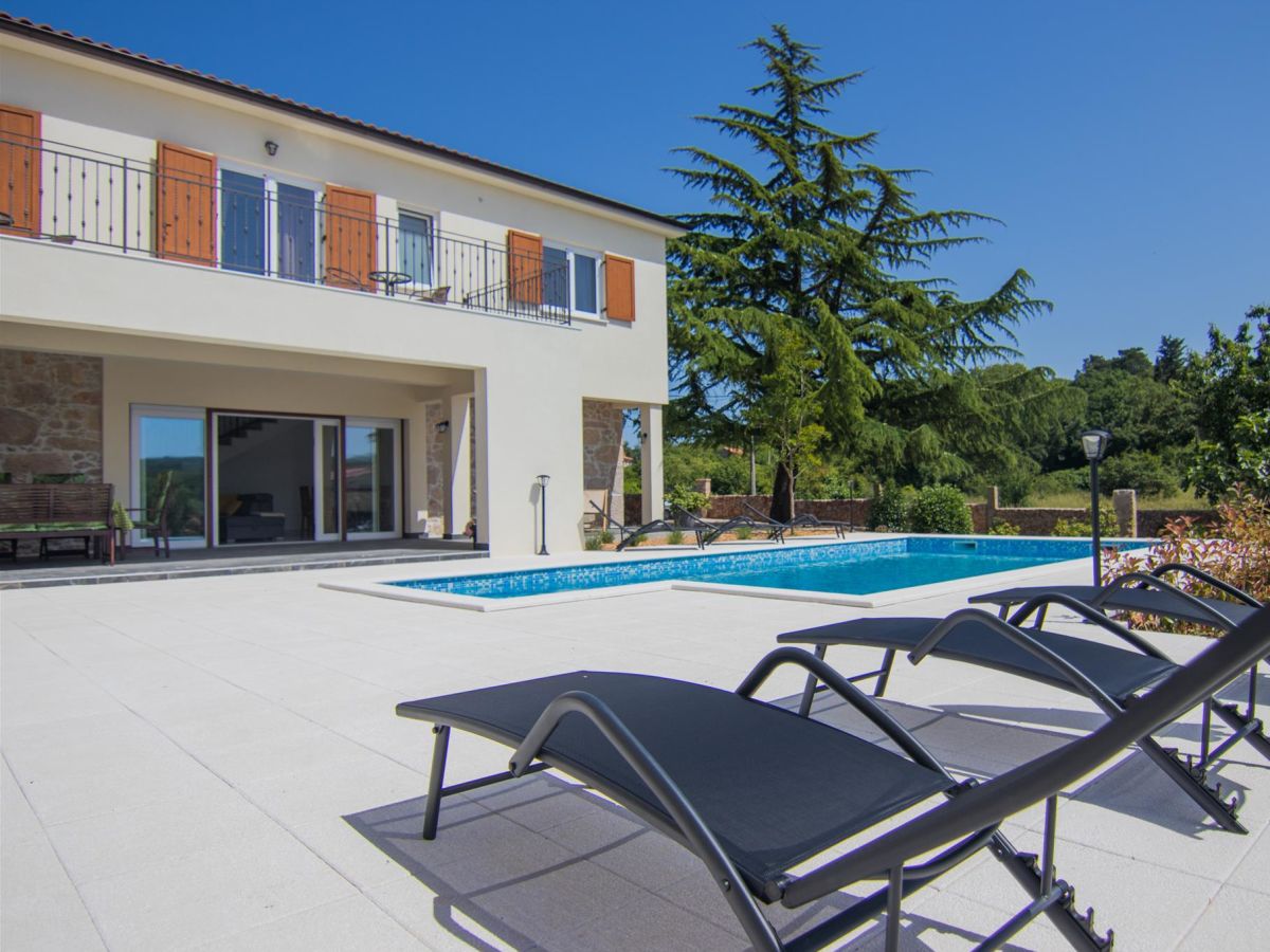 Villa Cedar with pool & summer kitchen - Outdoor photo 3