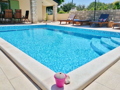 Villa MAËLLE with Pool near Umag - Outdoor photo 8