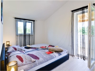 Villa MAËLLE with Pool near Umag - Features photo 24