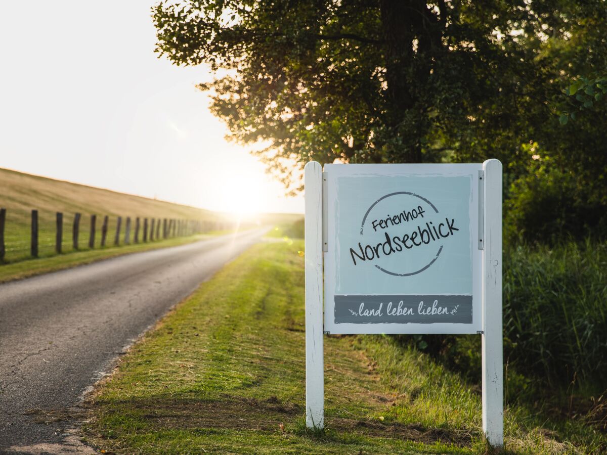 Holiday apartment Mühlenblick auf dem Ferienhof Nordseeblick - Outdoor photo 4