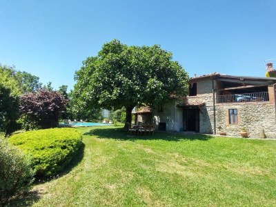 Holiday house Holiday house in the mountains with private pool - Outdoor photo 2