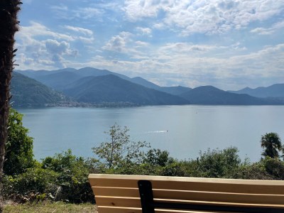 Holiday house Beautiful stone house with a stunning lake view - Outdoor photo 9