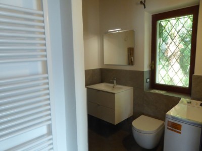 Holiday house Beautiful stone house with a stunning lake view - Features photo 27