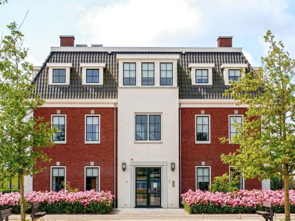 Apartment Apartment in Colijnsplaat with Sauna and Jacuzzi