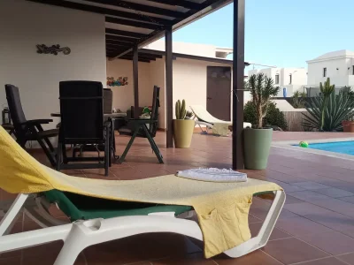 Holiday house House with sea view - Outdoor photo 13