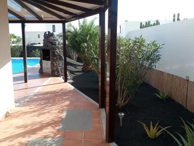 Holiday house House with sea view - Outdoor photo 16