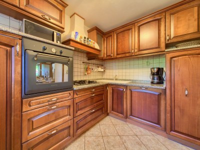 Holiday apartment with Pool & Seaview - Features photo 19