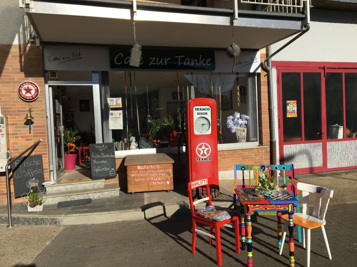 Holiday apartment Tankstopp (Fuel Stop) 1 - Outdoor photo 2