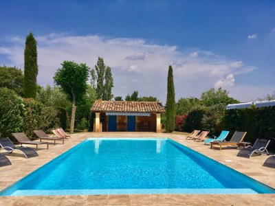Holiday house with heated pool - Outdoor photo 3