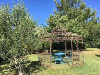 Holiday house with heated pool - Outdoor photo 11