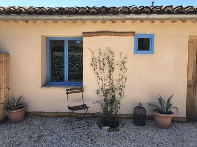 Holiday house with heated pool - Outdoor photo 13