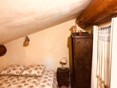 Holiday house with heated pool - Features photo 29