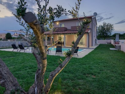 Villa Enjoy - Outdoor photo 3