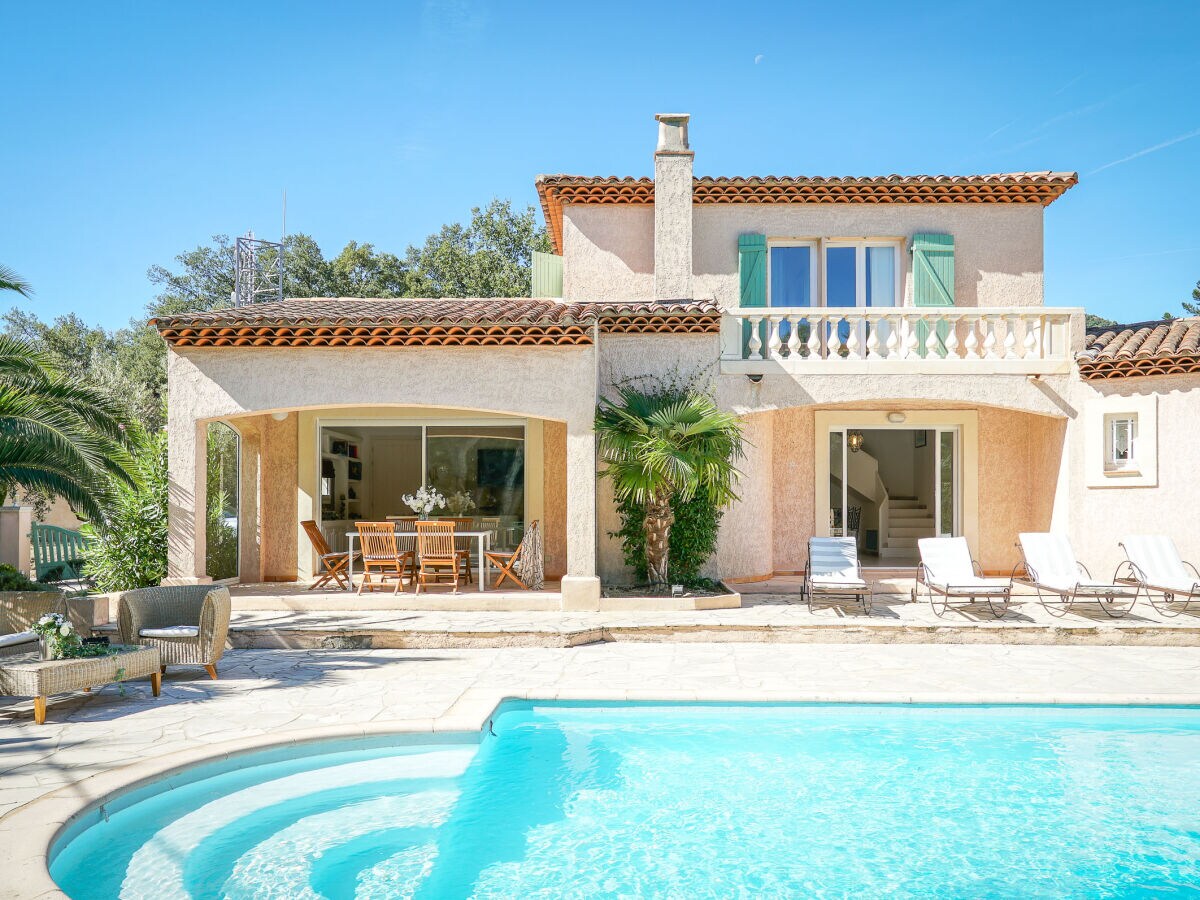 Villa - No title - - Outdoor photo 2