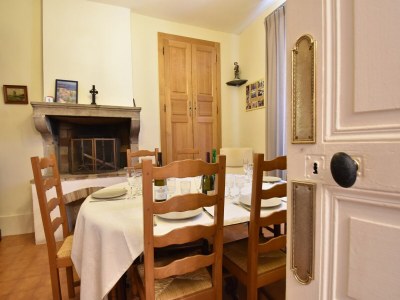 Holiday house Mansion in Martigny with Heated Pool & Vineyards - Features photo 16