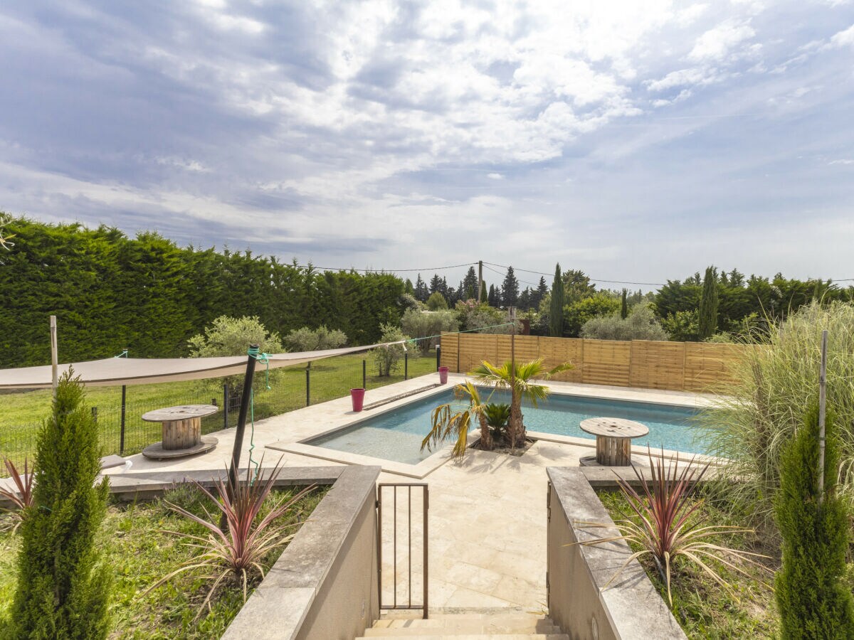 Villa Mas Carla (9p) with pool nearby Avignon - Outdoor photo 5