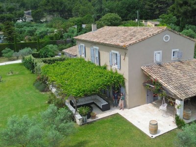 Villa Mas Carla (9p) with pool nearby Avignon - Outdoor photo 4