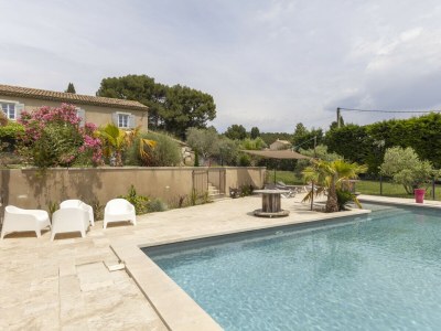 Villa Mas Carla (9p) with pool nearby Avignon - Outdoor photo 9