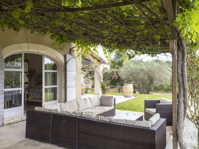 Villa Mas Carla (9p) with pool nearby Avignon - Outdoor photo 16