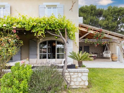 Villa Mas Carla (9p) with pool nearby Avignon - Outdoor photo 18