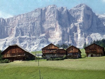 Apartment "Puez" im Ciasa Medalghes - Environment photo 15