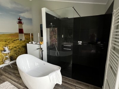 Holiday house Wide angle view - Features photo 17