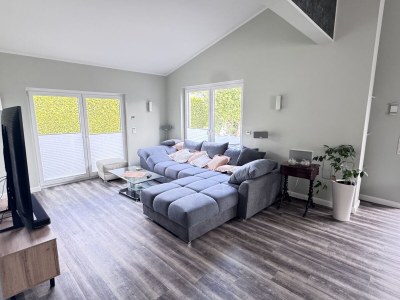 Holiday house Wide angle view - Features photo 24