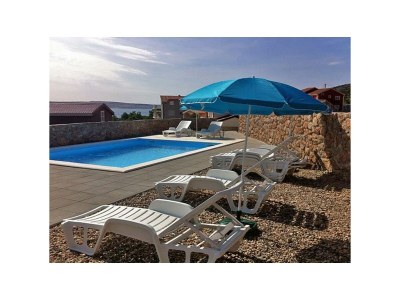 Holiday house Camelia with pool - Outdoor photo 8