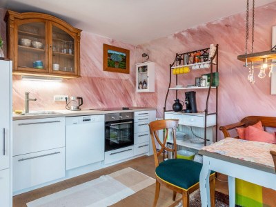 Holiday apartment House of the Painter Cloud two - Features photo 9