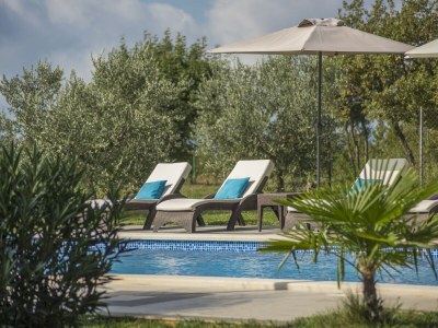 Holiday house Mamesa with pool - Outdoor photo 8