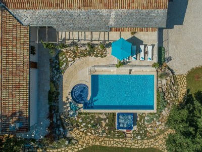 Villa Lipica with pool - Outdoor photo 4
