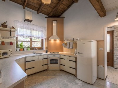 Villa Lipica with pool - Features photo 11