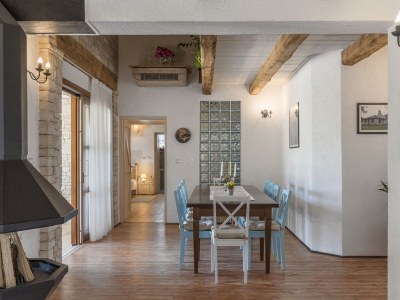 Villa Lipica with pool - Features photo 12