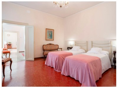 Holiday house The Arsenal Large - Features photo 32