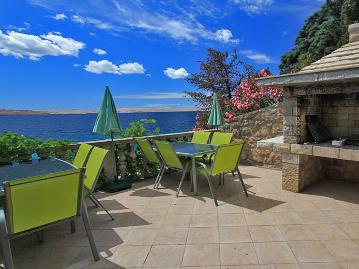 Holiday house Beachfront apartment Carlo - top 2 - Outdoor photo 3