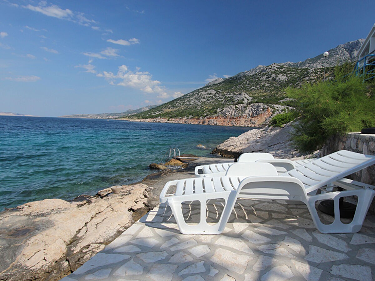 Holiday house Beachfront apartment Carlo - top 2 - Outdoor photo 4