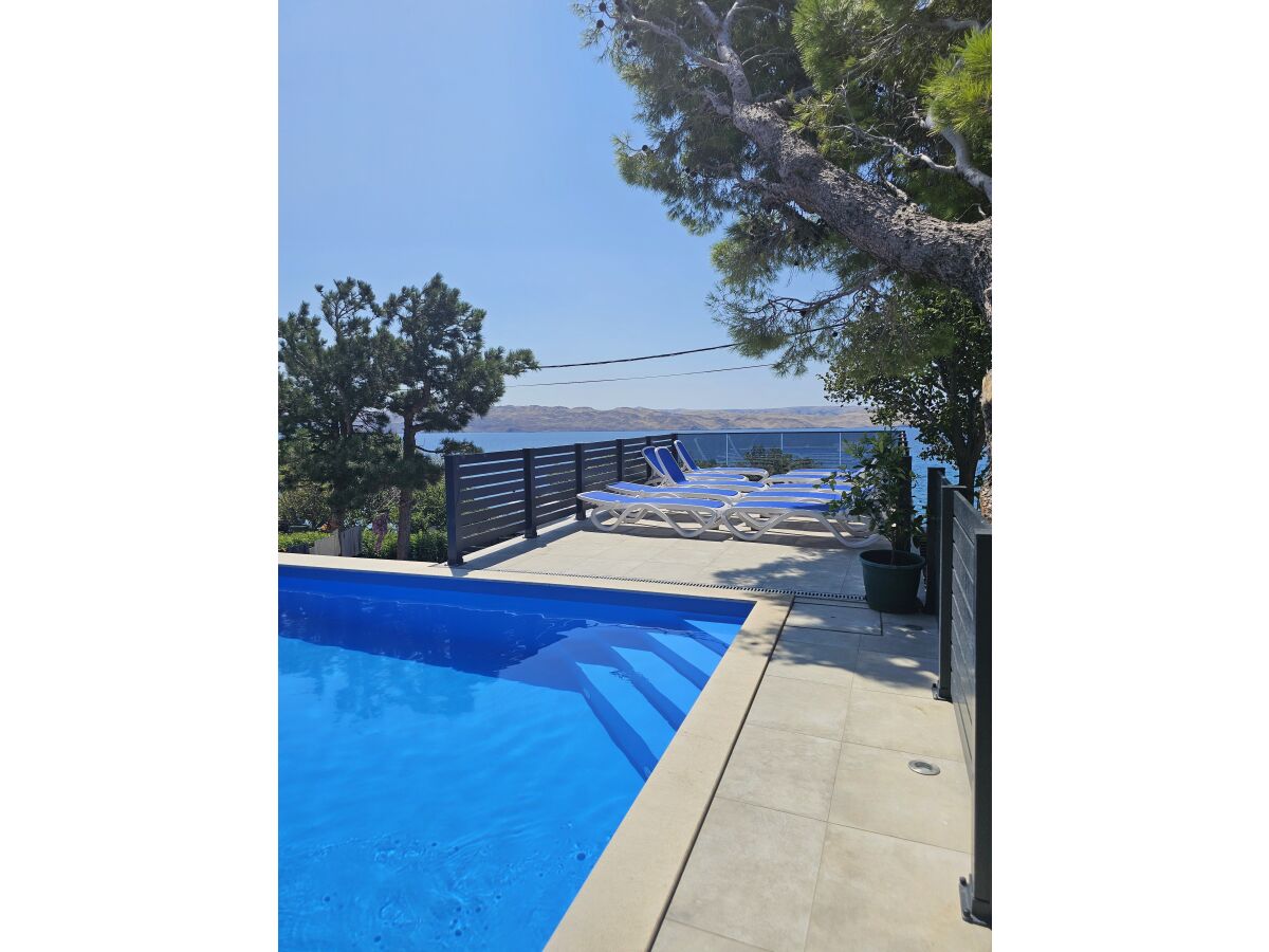 Holiday house Beachfront House Ivana with Pool - Outdoor photo 2