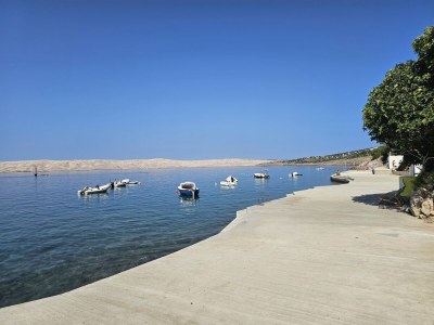 Holiday house Beachfront House Ivana with Pool - Outdoor photo 17