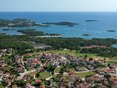 Holiday apartment Silvia with garden - Environment photo 16