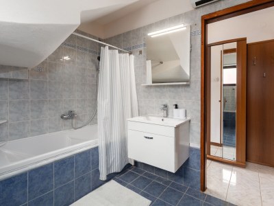 Holiday apartment Silvia with seaview - Features photo 17