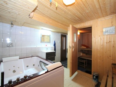 Cottage Holiday home in Innerkrems in Carinthia with sauna - Outdoor photo 35