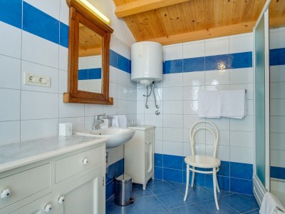 Holiday house Marcela 100m from the beach with sea view - Features photo 28