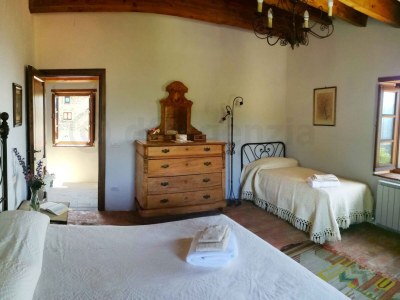 Holiday house Stylish vacation home with private pool - Features photo 18