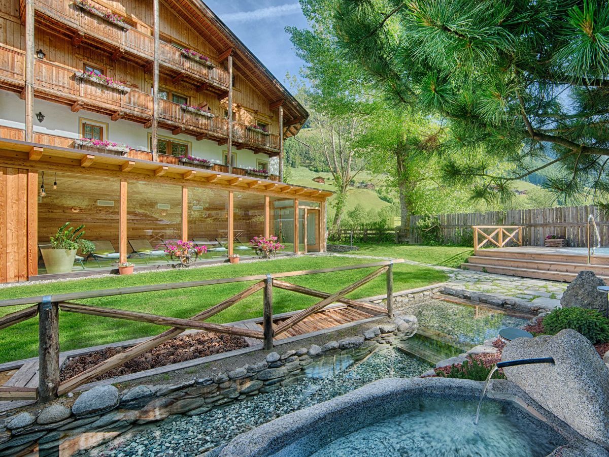 Holiday apartment Ferienwohnung Typ A | Löfflerblick- Apartments & Wellness - Outdoor photo 5