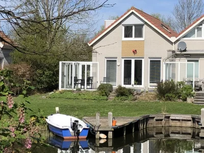 Holiday house Oer de Wjuk in Makkum - Holiday house