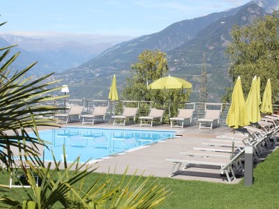 Holiday apartment Castle Werrenberg - Environment photo 13