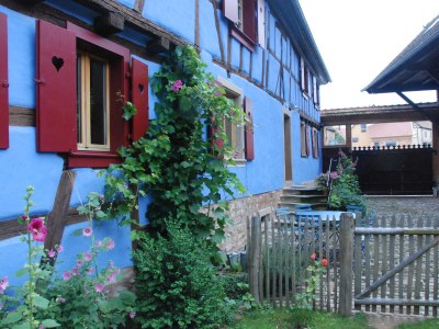 Holiday apartment Les Petits Tisserands "Côté Jardin" - Outdoor photo 3